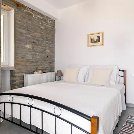 Ktima Petrina Volia- Maisonette Phos