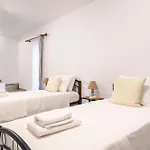 Ktima Petrina Volia- Maisonette Phos