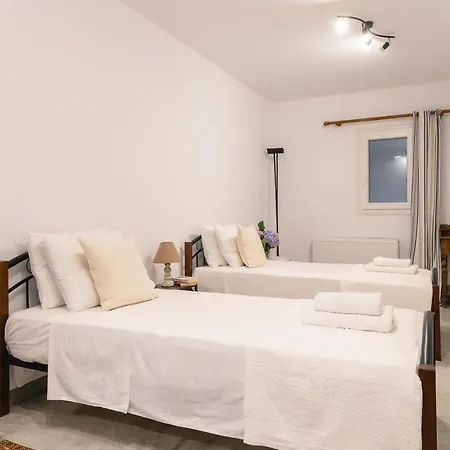 Ktima Petrina Volia- Maisonette Phos *